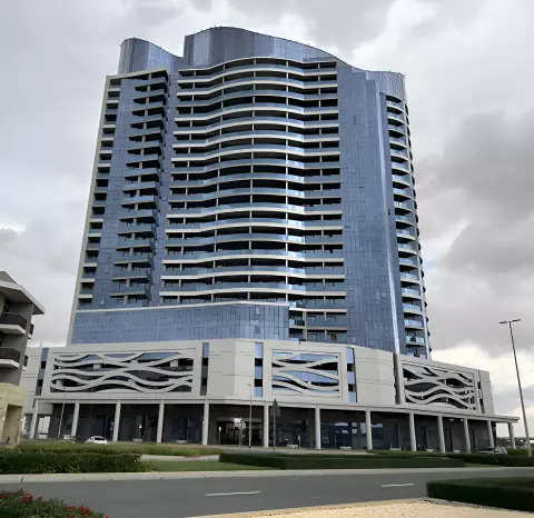 Blue Waves Tower: Photograph 4 of 20