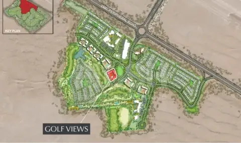 Golf Views Apartments: Photograph 3 of 21