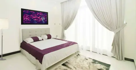 Al Burooj Residence 5: Photograph 2 of 4