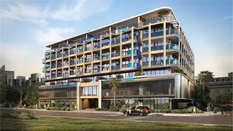105 Residences: Photograph 2 of 9