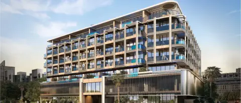 105 Residences: Photograph 3 of 9
